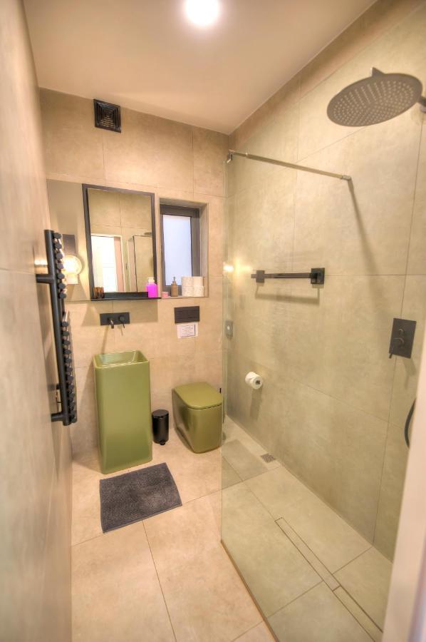 Beautiful One Bedroom Seafront Apartment Vpal1-1 Floriana Esterno foto
